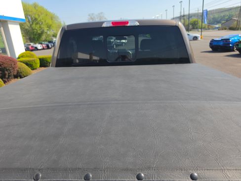Used 2015 Ford F150 Lariat w/ Equipment Group 502A Luxury AWD/4WD image 5