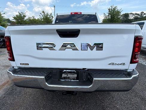 New 2026 RAM 2500 Tradesman AWD/4WD image 9