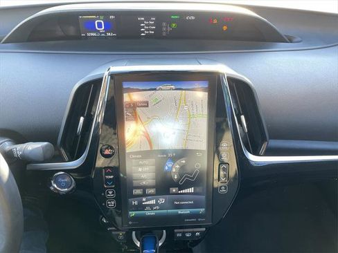 Certified 2022 Toyota Prius Prime XLE image 18