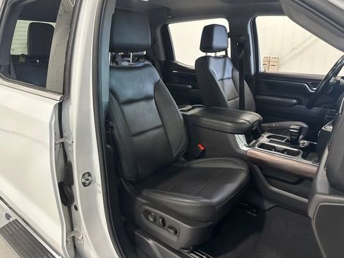 Used 2023 GMC Sierra 1500 SLT w/ SLT Premium Plus Package AWD/4WD image 38