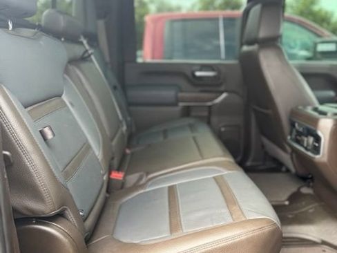 Used 2023 GMC Sierra 3500 Denali w/ Denali Ultimate Package AWD/4WD image 18