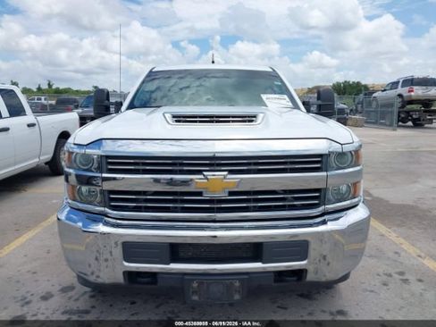 Used 2017 Chevrolet Silverado 3500 W/T AWD/4WD image 13