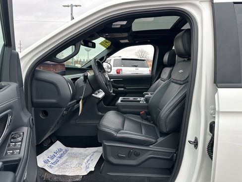 New 2025 Ford Expedition Max Platinum w/ Stealth Performance Package image 7