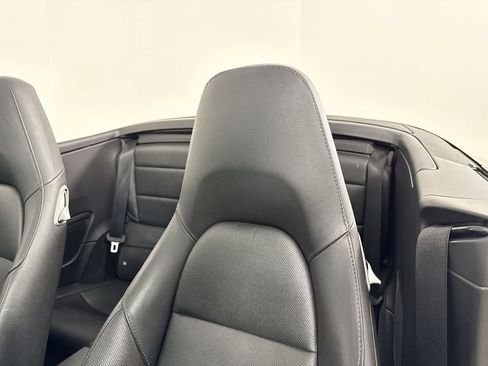 Certified 2014 Porsche 911 Carrera RWD image 36