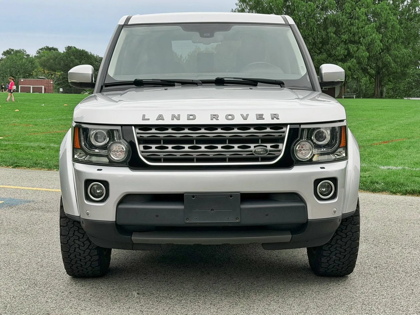 Used 2016 Land Rover LR4 HSE AWD/4WD image 12