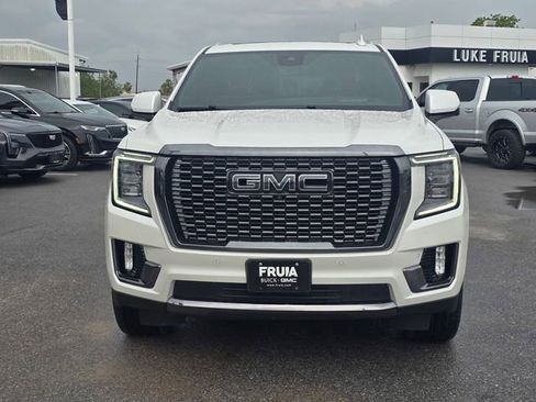 Used 2024 GMC Yukon XL Denali Ultimate AWD/4WD image 2