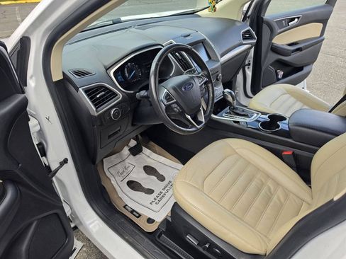 Used 2015 Ford Edge SEL w/ Equipment Group 201A AWD/4WD image 47