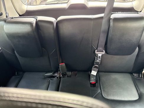 Used 2023 Nissan Armada SV RWD image 20