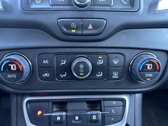 Used 2023 GMC Terrain SLE w/ Driver Convenience Package FWD image 25