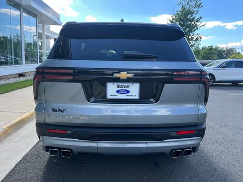 Used 2026 Chevrolet Traverse LT AWD/4WD image 7