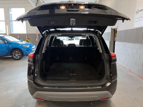 Used 2023 Nissan Rogue SV w/ SV Premium B Package AWD/4WD image 13