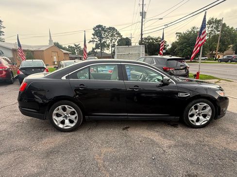 Used 2012 Ford Taurus SEL FWD image 7