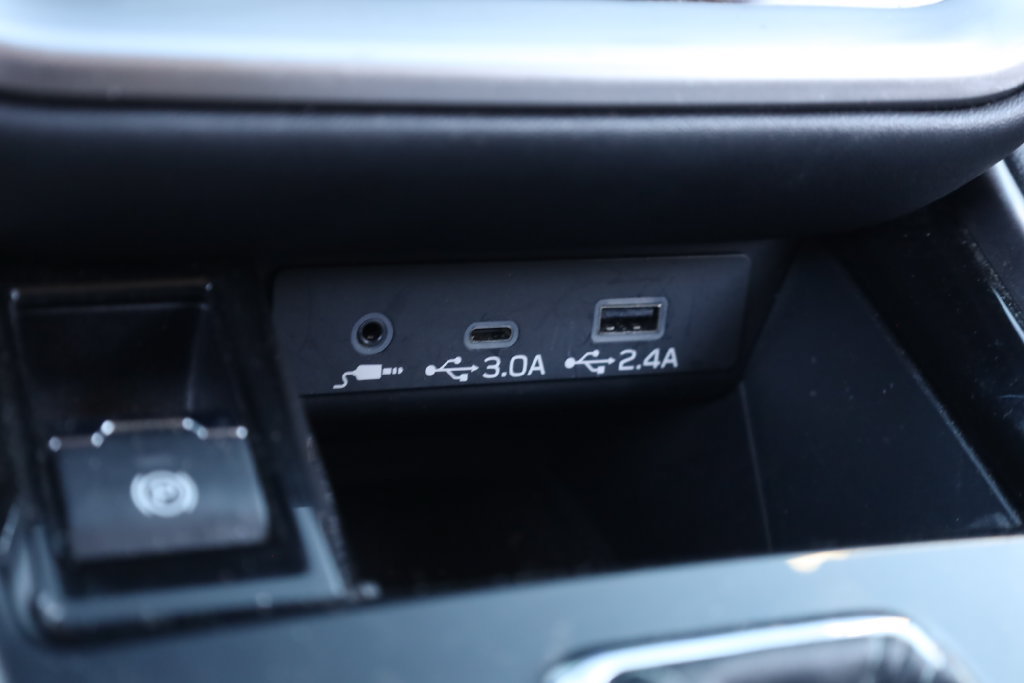 Used 2023 Subaru Outback Limited AWD/4WD image 13