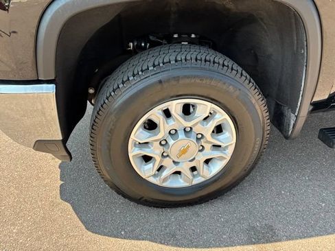 Certified 2025 Chevrolet Silverado 2500 LT w/ All Star Edition AWD/4WD image 12