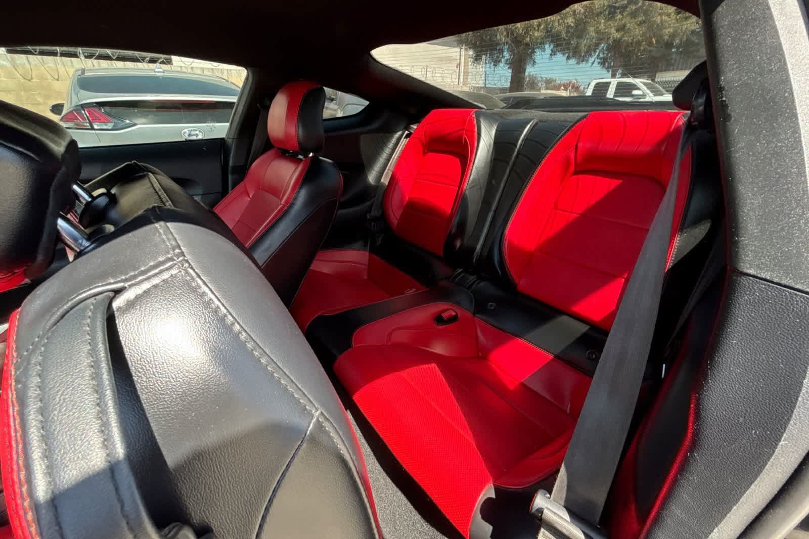Used 2020 Ford Mustang GT Premium w/ Equipment Group 401A RWD image 5
