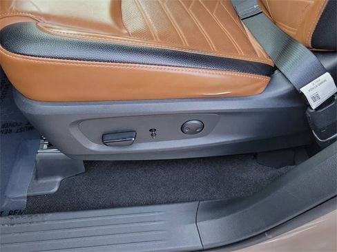 Used 2023 Nissan Pathfinder Platinum w/ Lighting Package (N93) image 12