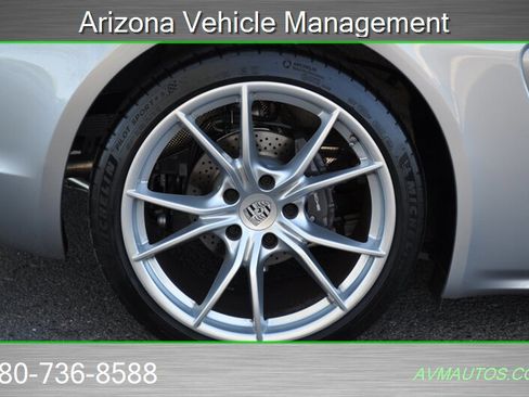 Used 2024 Porsche 718 Cayman image 15