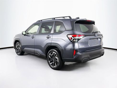Used 2025 Subaru Forester Limited image 5
