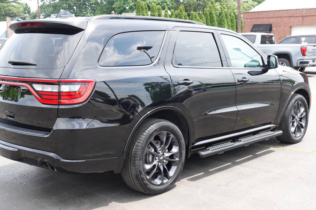 Used 2024 Dodge Durango R/T w/ Blacktop Package AWD/4WD image 11