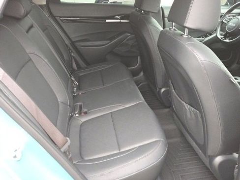 Certified 2024 Kia Seltos SX w/ SX Sunroof Package image 30