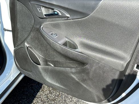 Used 2024 Chevrolet Malibu LT image 14