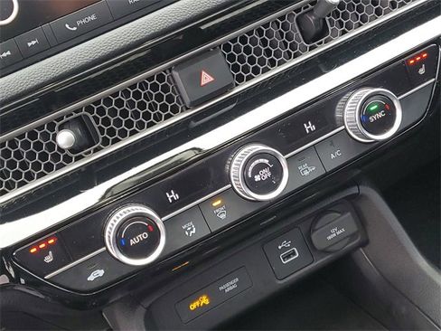 Used 2022 Honda Civic EX image 28