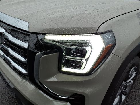 New 2026 GMC Terrain Elevation w/ Elevation Premium Package AWD/4WD image 12