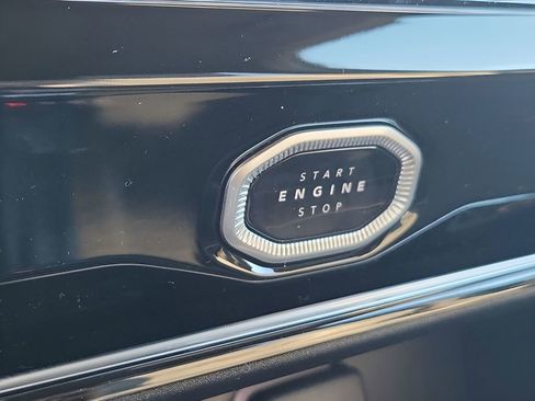 New 2026 Jeep Grand Cherokee Altitude RWD image 38