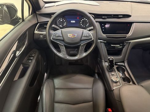 Used 2022 Cadillac XT5 Premium Luxury w/ Technology Package FWD image 27