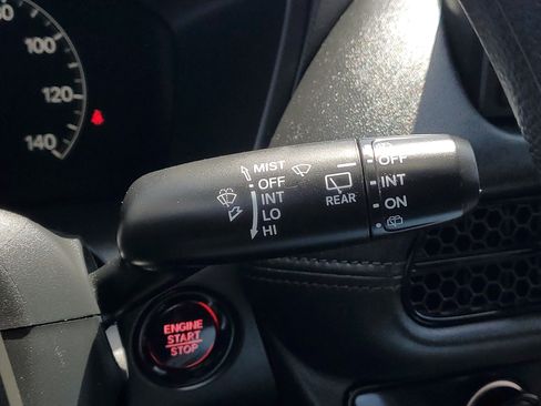 Certified 2023 Honda HR-V LX image 27