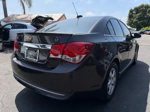 Used 2015 Chevrolet Cruze LT w/ Sun And Sound Package FWD image 21