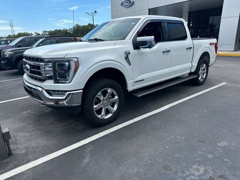 Used 2022 Ford F150 Lariat w/ Equipment Group 502A High AWD/4WD image 3