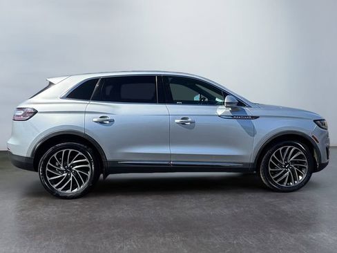 Used 2019 Lincoln Nautilus Reserve image 6