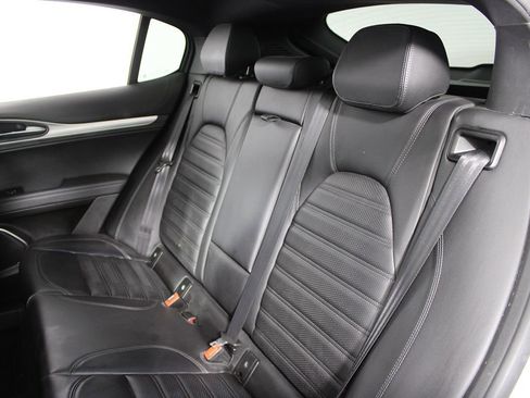 Used 2023 Alfa Romeo Stelvio Veloce image 29