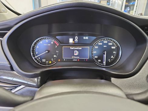 Used 2019 Cadillac XT4 Premium Luxury image 19