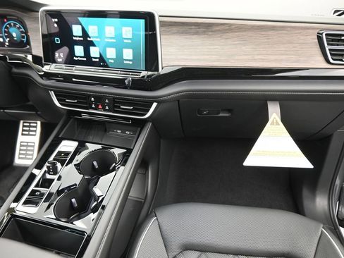 New 2026 Volkswagen Atlas SEL Premium R-Line AWD/4WD image 44