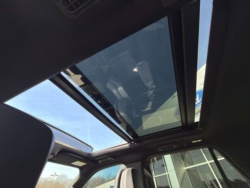 Used 2025 Lincoln Navigator Reserve w/ Jet Appearance Package image 23