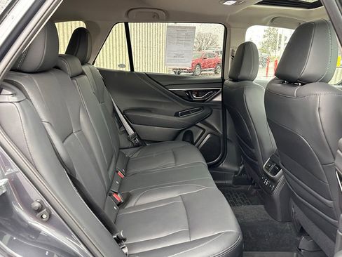 Used 2023 Subaru Outback Limited XT AWD/4WD image 18