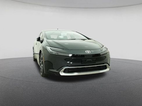New 2026 Toyota Prius Plug-In Hybrid image 30