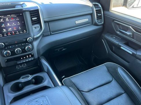 Used 2021 RAM 1500 Laramie w/ Sport Appearance Package AWD/4WD image 33