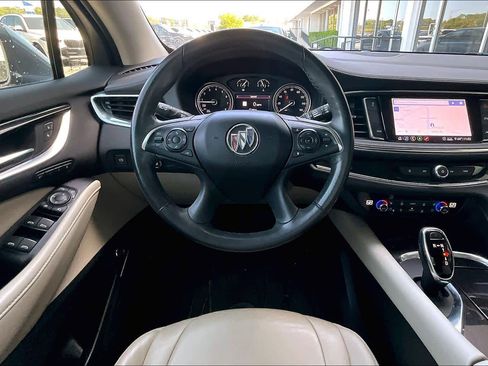 Used 2020 Buick Enclave Premium w/ Surround and Sites Package image 5