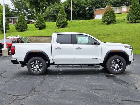 New 2025 GMC Canyon AT4 image 2