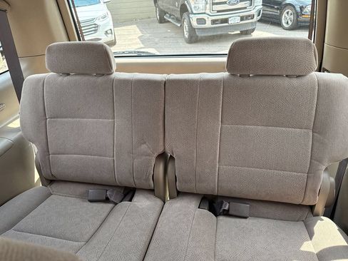 Used 2004 Toyota Sequoia SR5 AWD/4WD image 29
