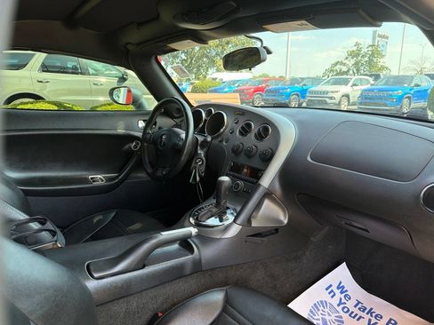 Used 2007 Pontiac Solstice Convertible w/ Premium Package RWD image 17