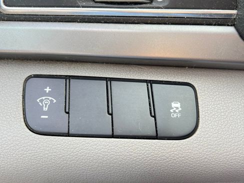 Used 2017 Hyundai Elantra SE FWD image 16