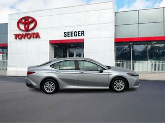 Used 2025 Toyota Camry LE video 2