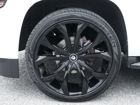 Used 2017 Chevrolet Tahoe LT RWD image 50