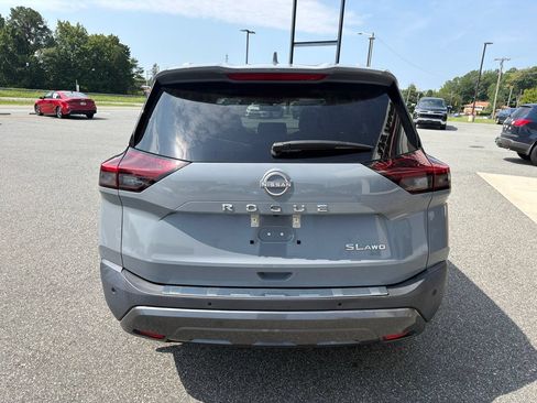 Used 2023 Nissan Rogue SL AWD/4WD image 8