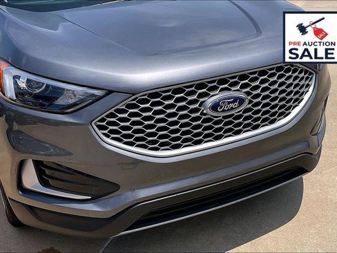 Used 2024 Ford Edge SEL AWD/4WD image 30