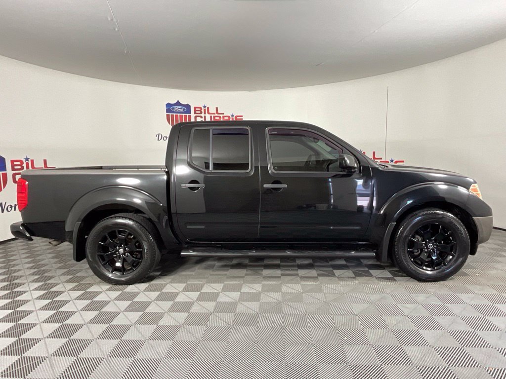 Used 2018 Nissan Frontier SV w/ Value Truck Package RWD image 2